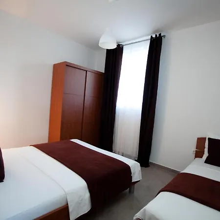 Antonella * تروغير